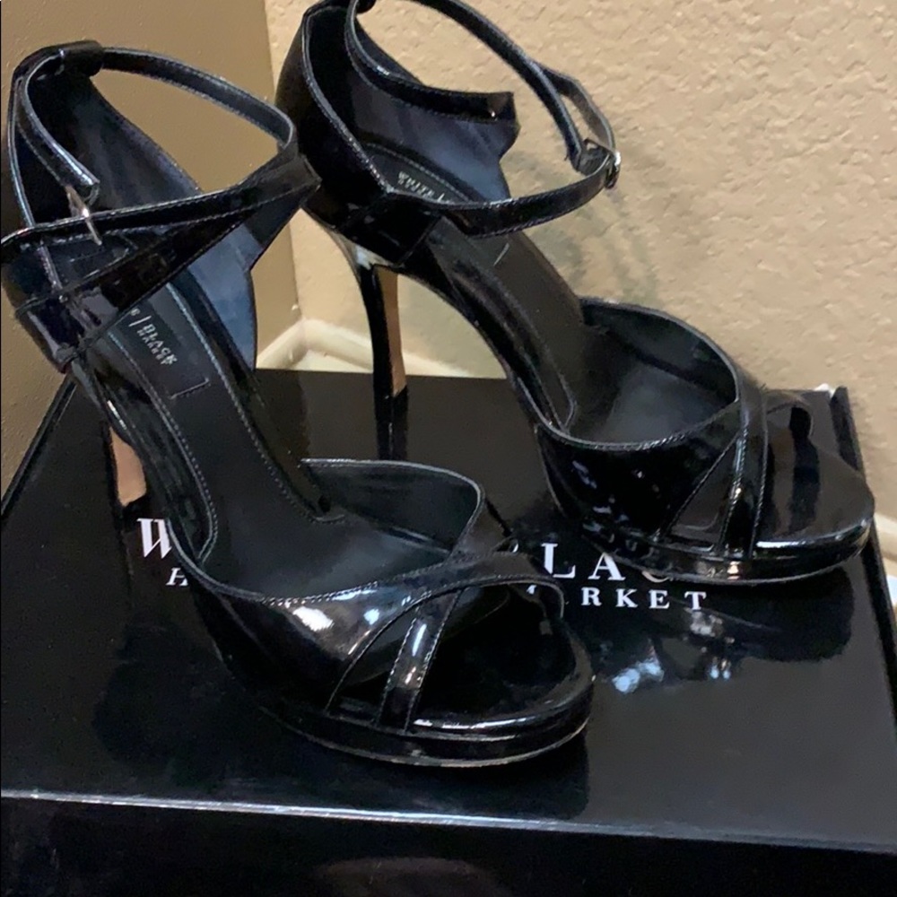 White House Black Market Calla sandals